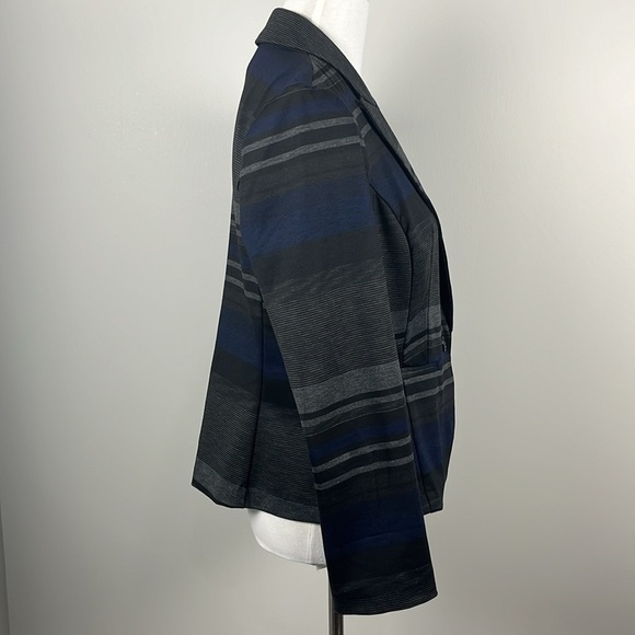 Soho Apparel Striped Stretch Jacket Fitted Blazer Sz M Office Workwear Career - Picture 4 of 13